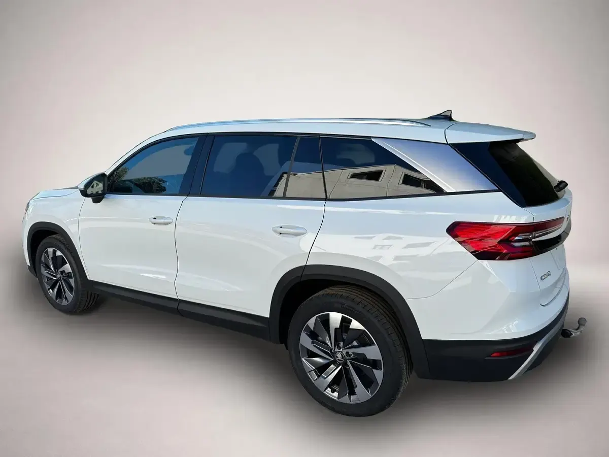 Neu Skoda Kodiaq Selection 193 PS (141 kW) 2026 Manufacturer SUV