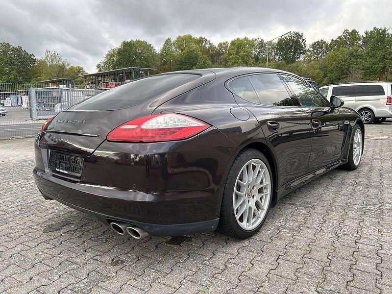 Gebraucht Porsche Panamera S 400 PS (294 kW) 2011 Braun Limousine