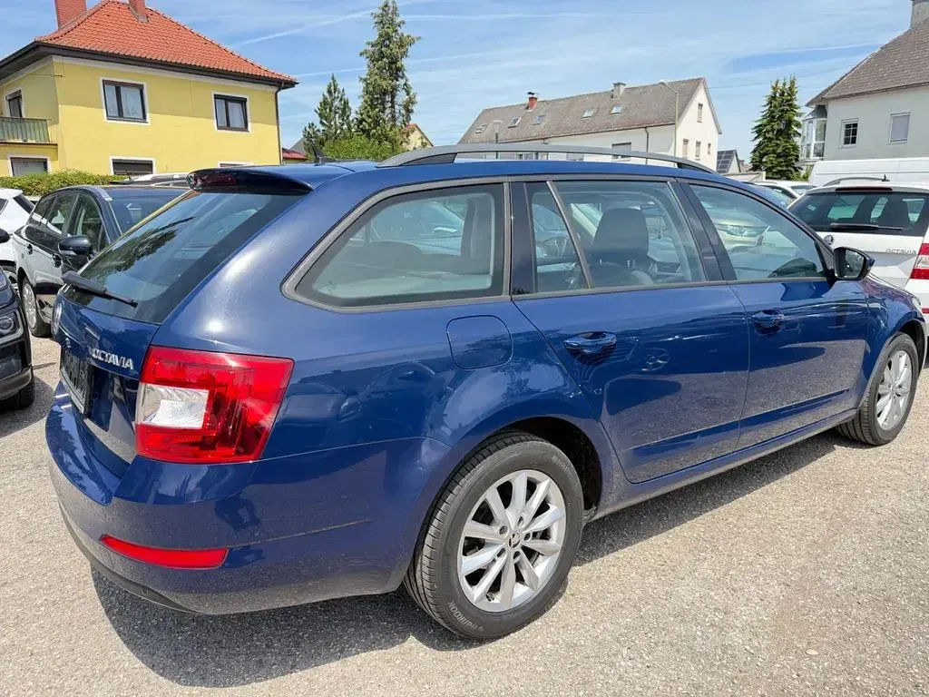 Gebraucht Skoda Octavia 110 PS (80 kW) 2017 Blau Kombi