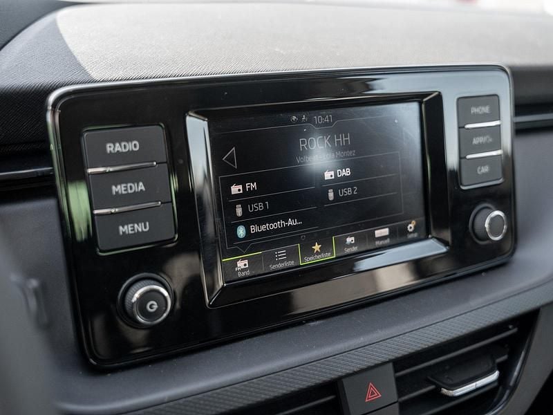 Gebraucht Skoda Scala Cool Plus 95 PS (69 kW) 2023 Weiß Kleinwagen