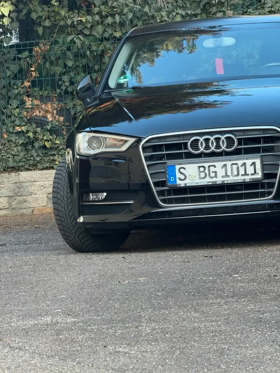 Gebraucht Audi A3 Ambiente 122 PS (89 kW) 2013 Schwarz Coupé