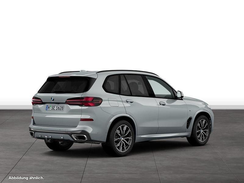 Second-hand BMW X5 Shadowline 286 CP (210 kW) 2025 SUV