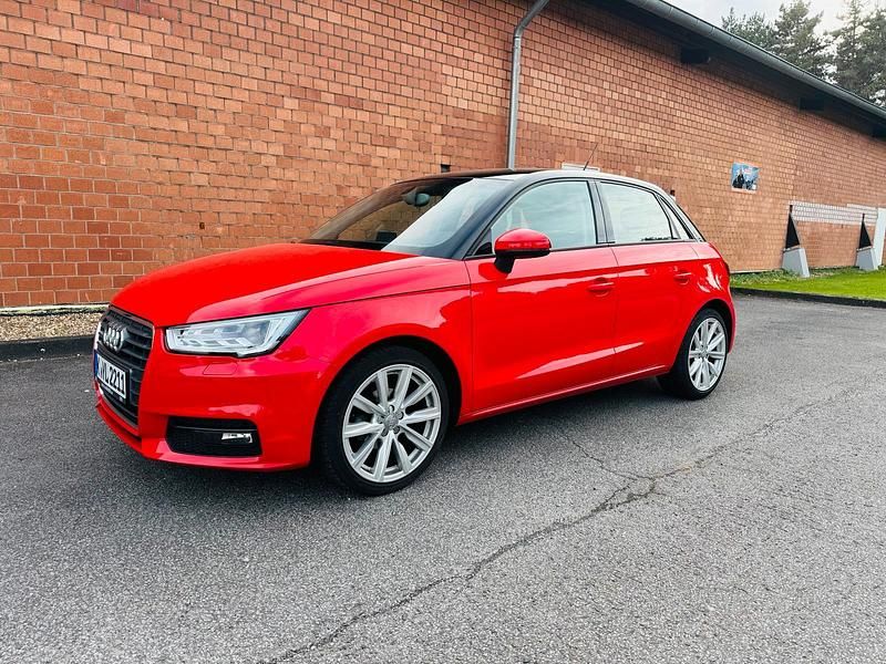 Rot Gebraucht 2017 Audi A1 Comfort Kleinwagen | 13.800 € (Fairer Preis) - Bild 1/4