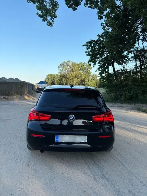 Gebraucht BMW 116 109 PS (80 kW) 2015 Schwarz Kleinwagen