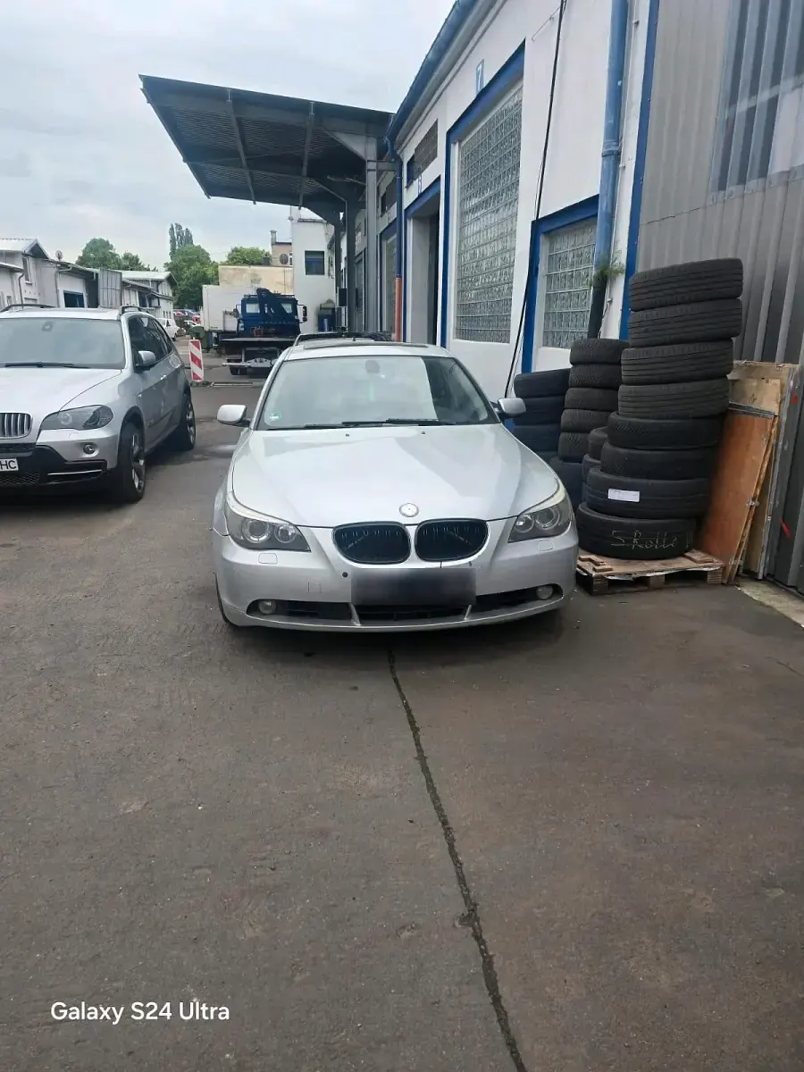 Gebraucht BMW 525 177 PS (130 kW) 2004 Silber Kombi