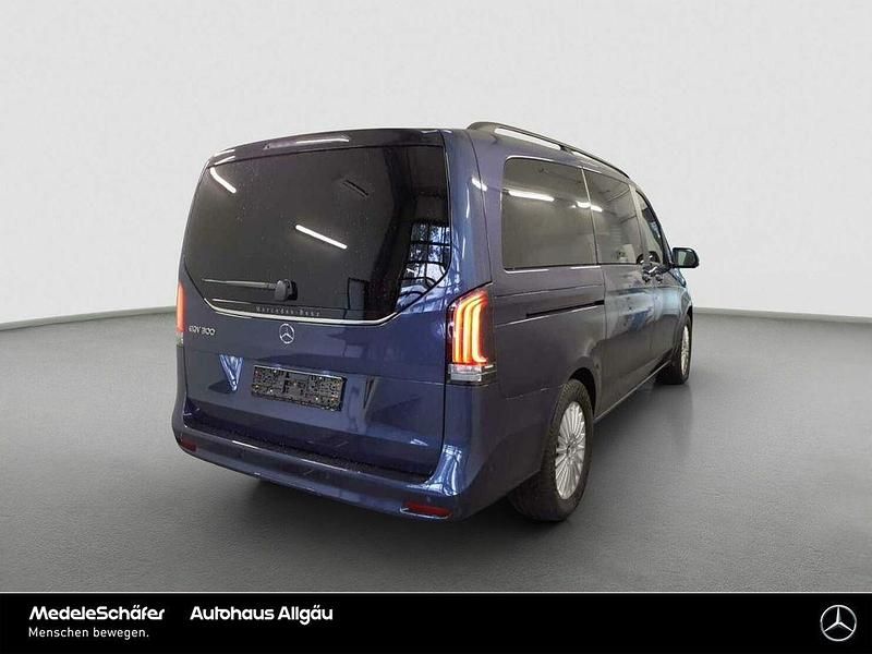 Gebraucht Mercedes EQV300 150 kW (204 PS) 2025 Sodalithblau met. Van / Kleinbus
