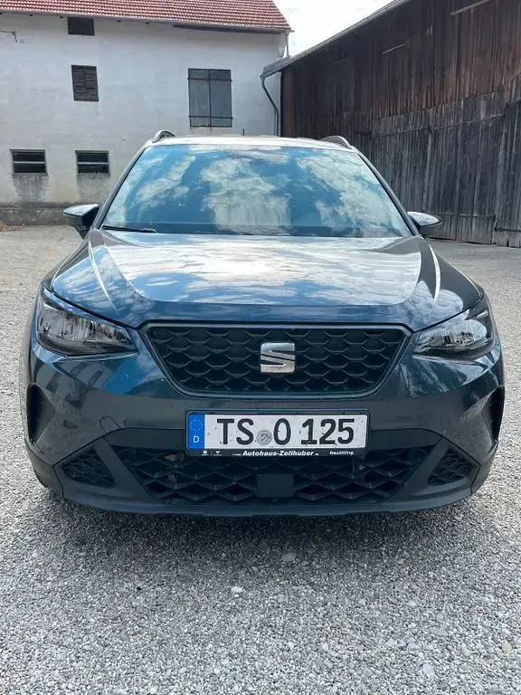 Gebraucht Seat Arona Style 110 PS (80 kW) 2022 Grau SUV