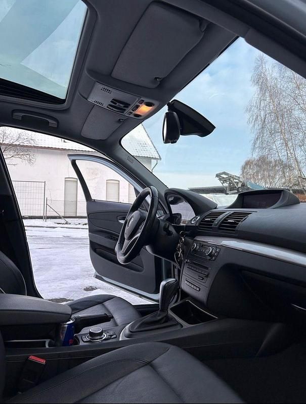 Gebraucht BMW 116 122 PS (89 kW) 2009 Blau Kleinwagen