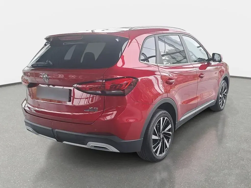 Neu MG ZS Luxury 197 PS (144 kW) 2026 Diamond red metallic SUV
