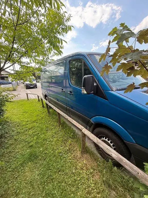 Gebraucht VW Crafter 141 PS (103 kW) 2012 Blau Van