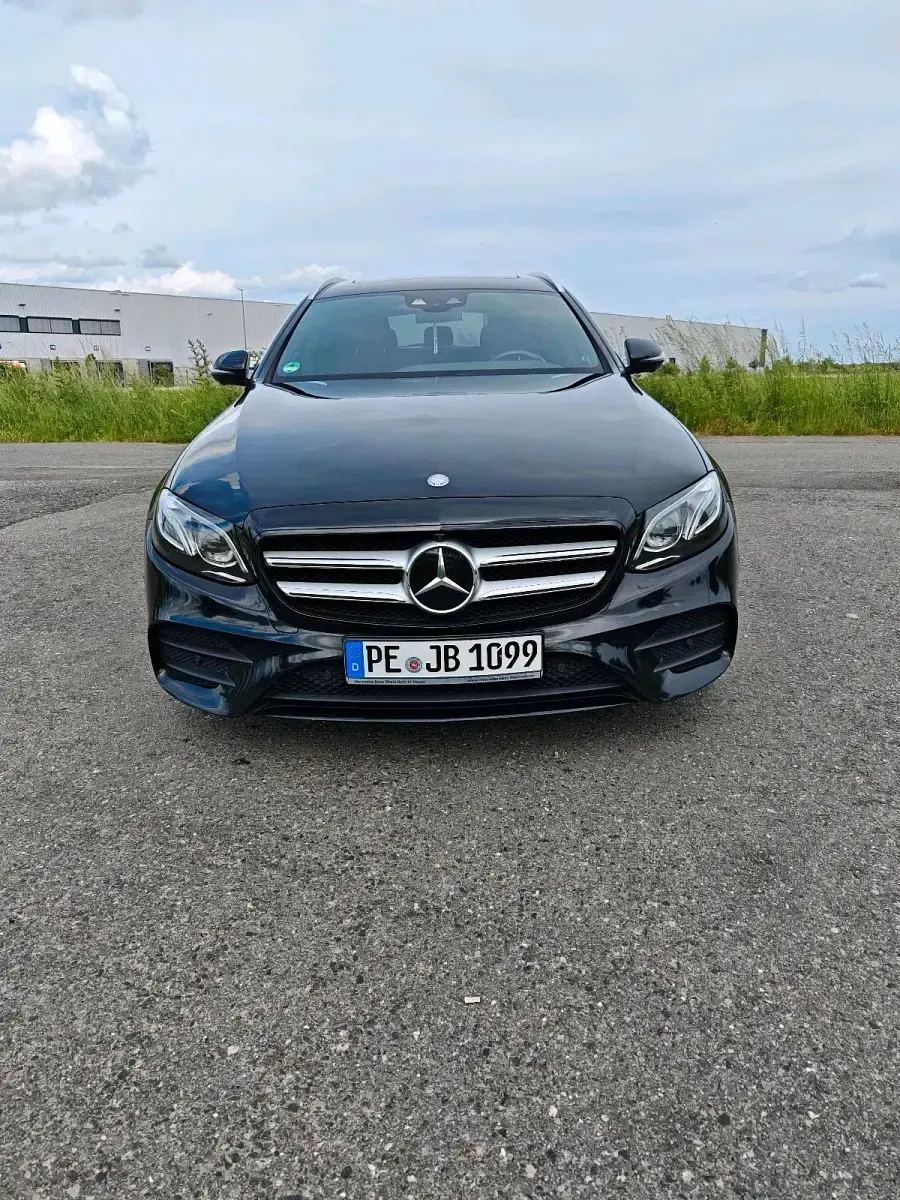 Gebraucht Mercedes E250 AMG 211 PS (155 kW) 2016 Schwarz Kombi