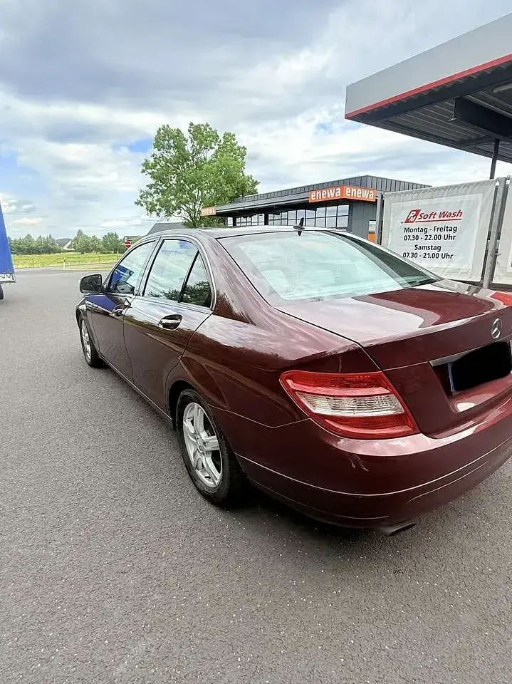 Gebraucht Mercedes C180 156 PS (114 kW) 2008 Rot Limousine