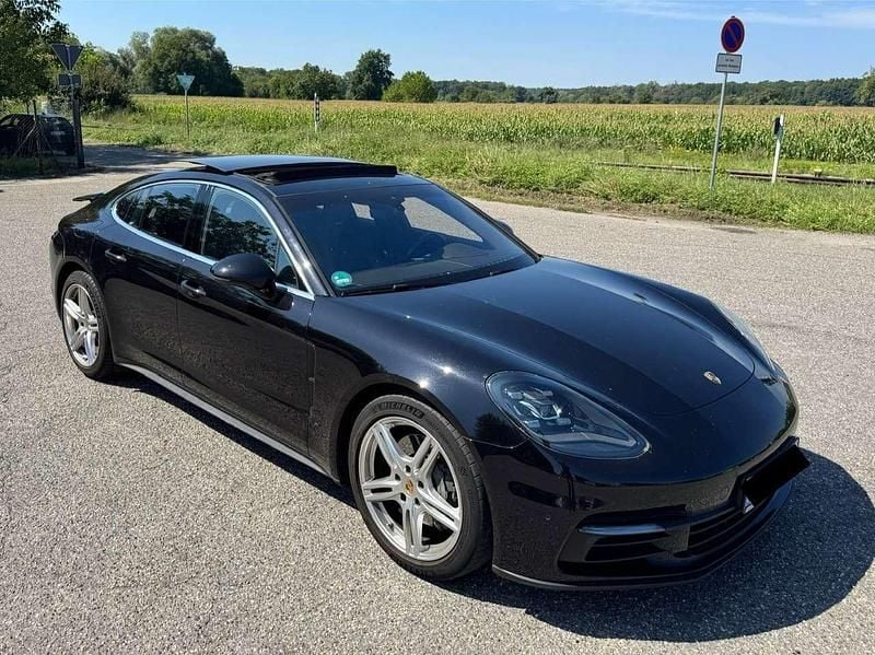 Schwarz Gebraucht 2017 Porsche Panamera 4S Limousine | 43.500 € - Bild 1/4