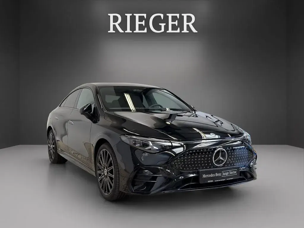 Gebraucht Mercedes CLA 250+ AMG 200 kW (272 PS) 2025 Schwarz Limousine