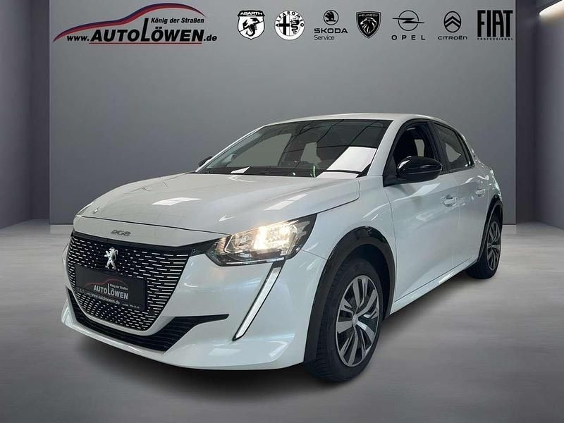 Perlmutt weiss Gebraucht 2022 Peugeot e-208 Active Kleinwagen | 15.990 € (Fairer Preis) - Bild 1/4