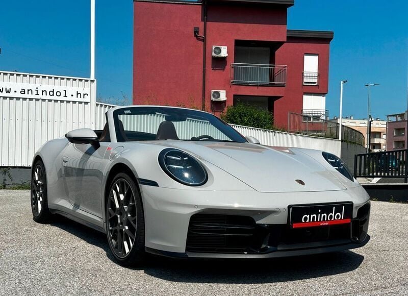 Gebraucht Porsche 992 394 PS (289 kW) 2024 Grau Cabrio