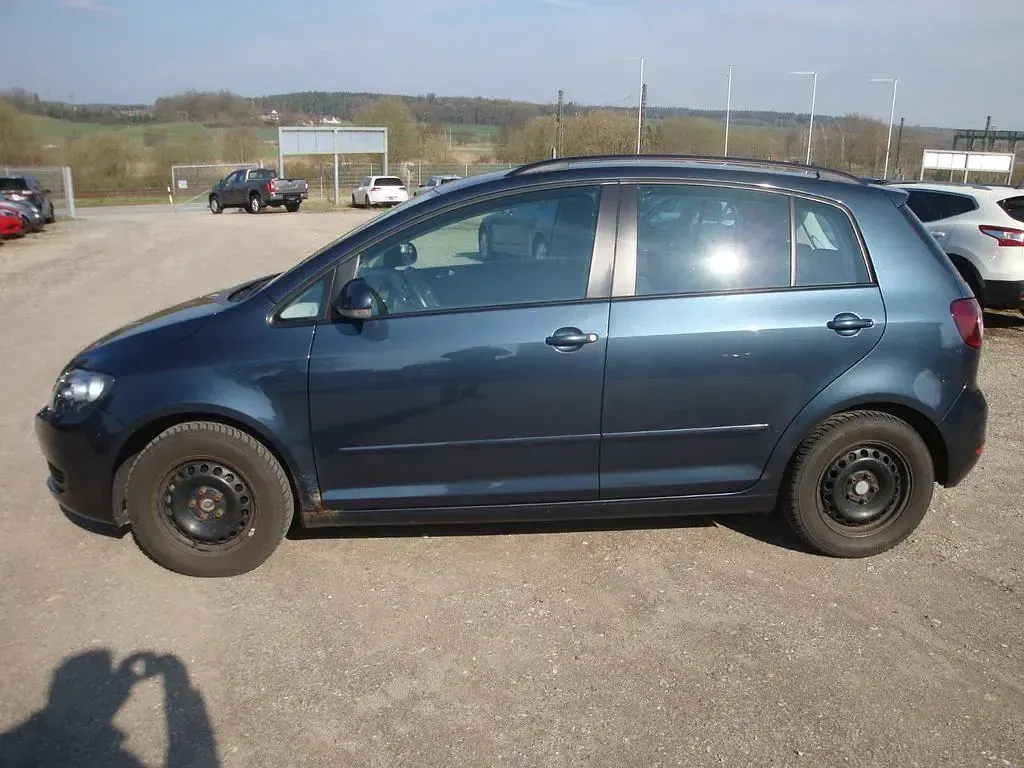 Gebraucht VW Golf VI Comfortline 122 PS (89 kW) 2009 Blau Kleinwagen