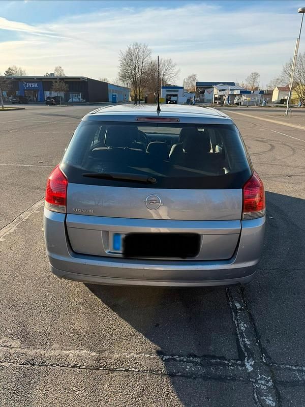 Używany Opel Signum 140 KM (102 kW) 2007 Szary Hatchback