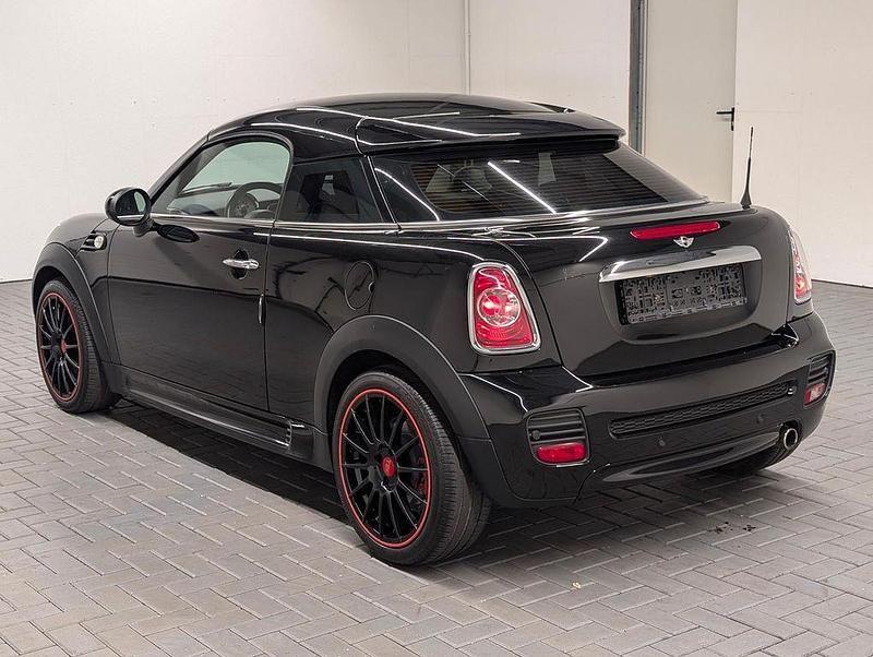 Second-hand Mini Cooper 122 CP (89 kW) 2014 Negru Hatchback