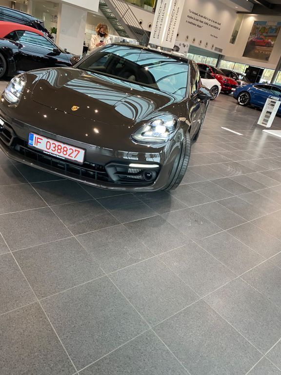 Braun Gebraucht 2020 Porsche Panamera 4 Limousine | 79.000 € - Bild 1/4