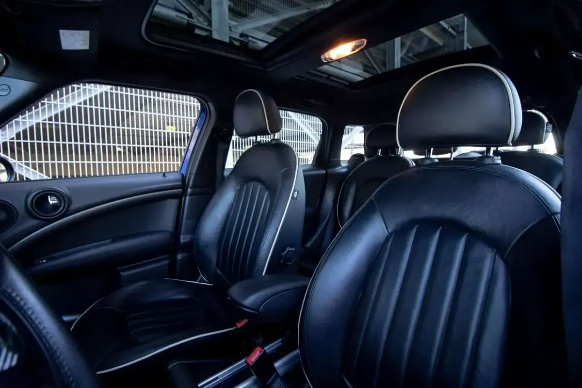 Gebraucht Mini Cooper SD 143 PS (105 kW) 2015 Starlightblue metallic Kleinwagen