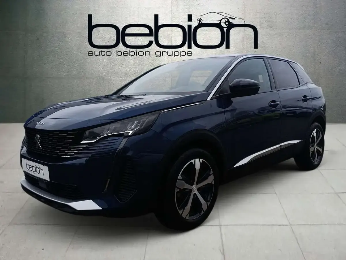 Gebraucht Peugeot 3008 Allure 131 PS (96 kW) 2024 Blau SUV