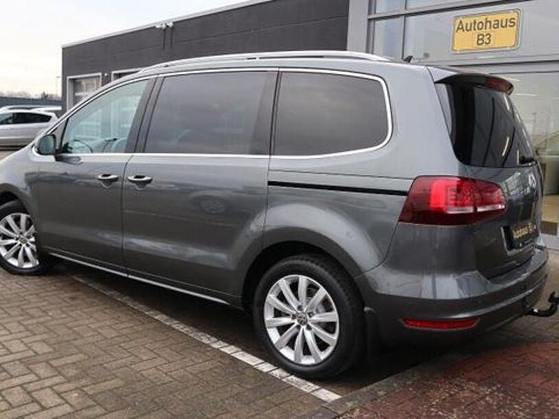 Gebraucht VW Sharan Highline 184 PS (135 kW) 2016 Grau Van / Kleinbus