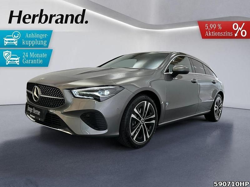 Grau Gebraucht 2024 Mercedes CLA180 Shooting Brake Progressive Kombi | 30.690 € - Bild 1/4