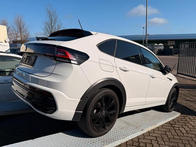 Używany VW Taigo 150 KM (110 kW) 2022 Biały SUV