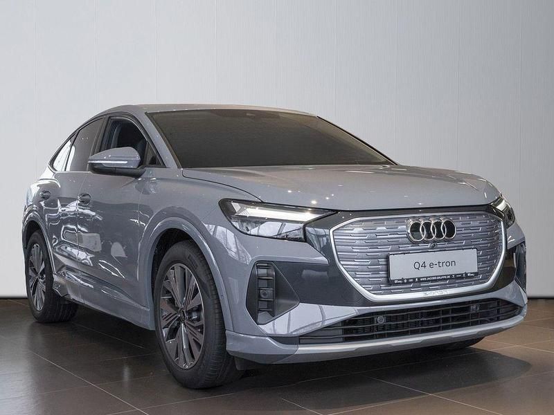 Neu Audi Q4 Sportback e-tron Performance 210 kW (286 PS) 2026 Grau SUV