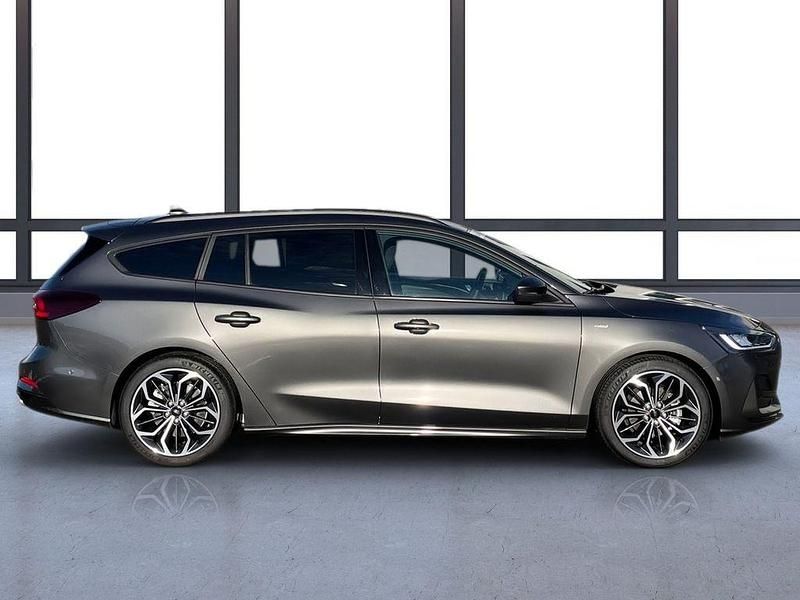 Gebraucht Ford Focus ST-Line X 155 PS (114 kW) 2024 Magnetic met Limousine