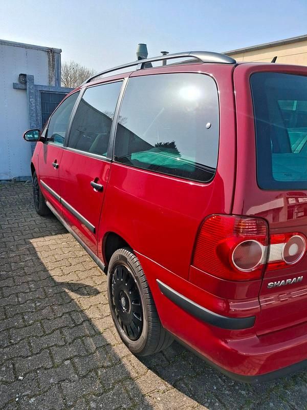 Gebraucht VW Sharan 150 PS (110 kW) 2006 Rot Van / Kleinbus
