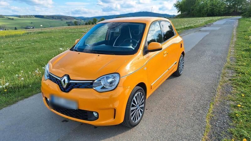 Gelb Gebraucht 2022 Renault Twingo Kleinwagen | 13.750 € (Fairer Preis) - Bild 1/4