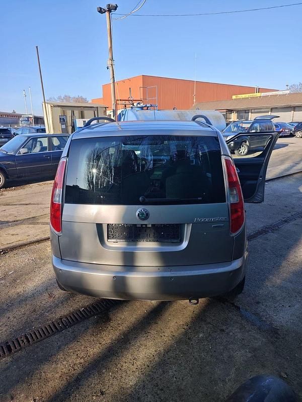 Gebraucht Skoda Roomster Comfort 86 PS (63 kW) 2008 Grün Van / Kleinbus