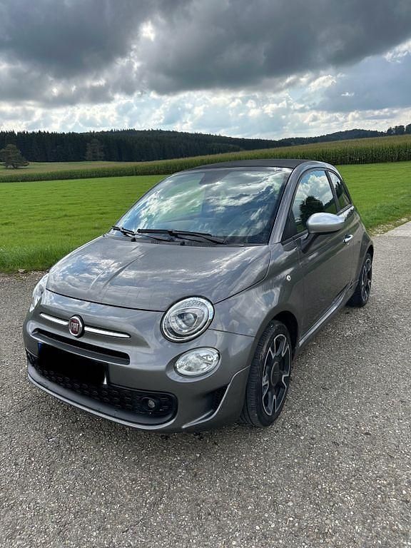 Grau Gebraucht 2021 Fiat 500C Rockstar Cabrio | 11.450 € (Superpreis) - Bild 1/4