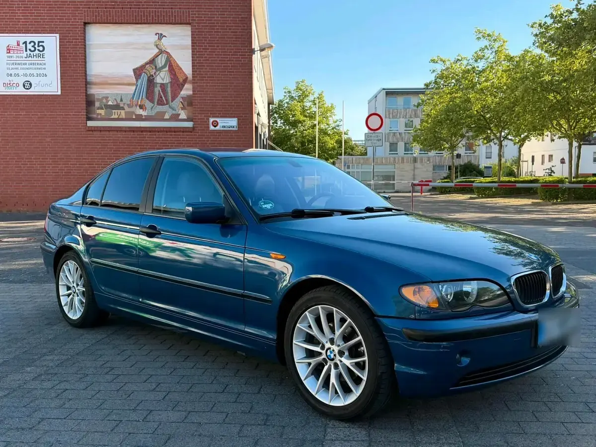 Gebraucht BMW 318 143 PS (105 kW) 2003 Blau Limousine