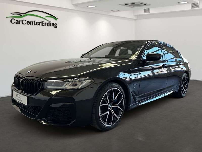 Sophistograu brillanteffekt Gebraucht 2021 BMW 545 M Sport Limousine | 43.990 € (Teuer) - Bild 1/4