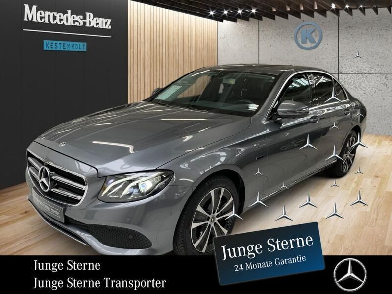 Grau Gebraucht 2019 Mercedes E300 Avantgarde Limousine | 35.988 € (Etwas zu teuer) - Bild 1/4