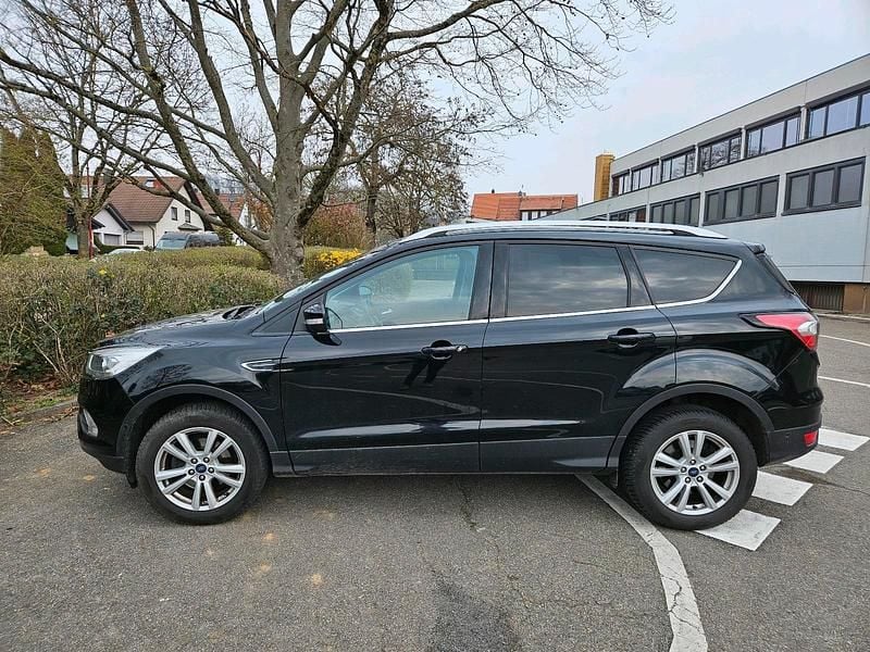 Gebraucht Ford Kuga Cool & Connect 150 PS (110 kW) 2019 Schwarz SUV