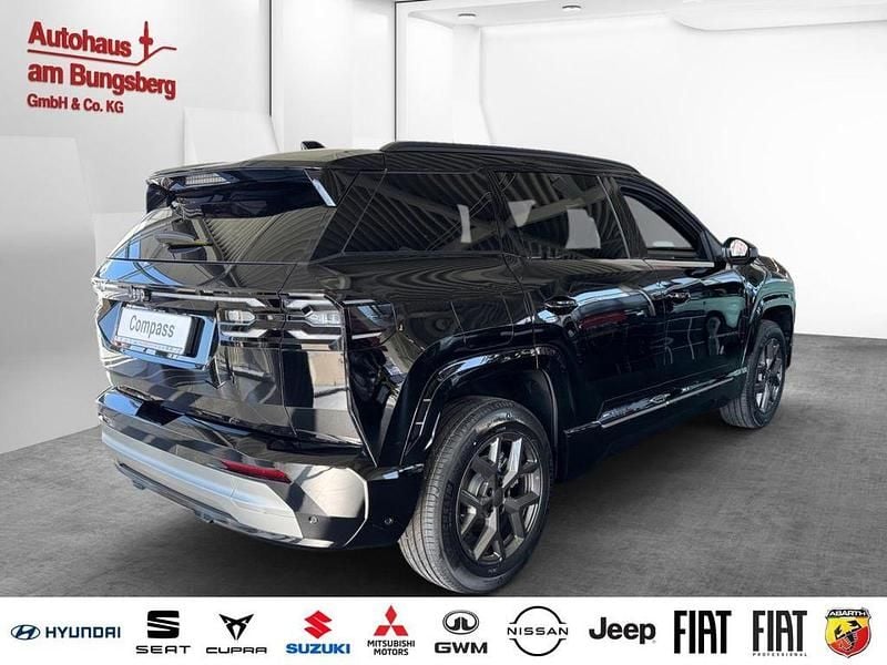 Neu Jeep Compass 145 PS (106 kW) 2026 Schwarz SUV