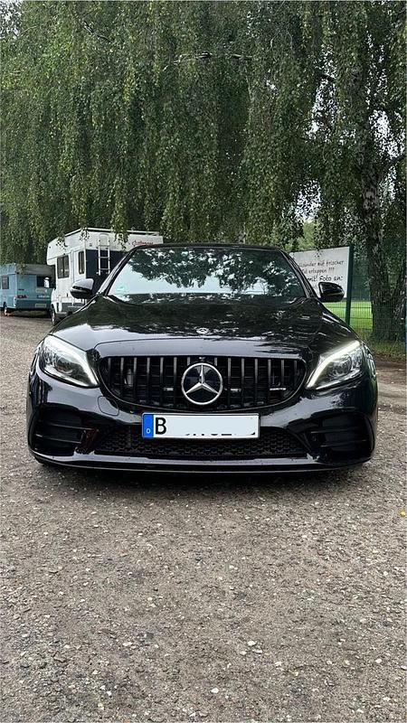 Schwarz Gebraucht 2019 Mercedes C43 AMG AMG Limousine | 45.700 € (Etwas zu teuer) - Bild 1/4