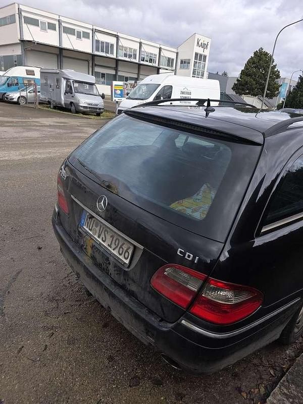 Gebraucht Mercedes E320 Avantgarde 224 PS (164 kW) 2007 Kombi