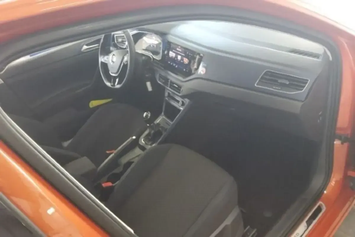 Gebraucht VW Polo United 80 PS (58 kW) 2020 4m energetic orange metallic Kleinwagen