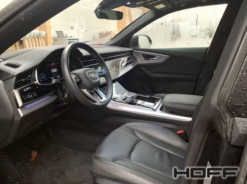 Gebraucht Audi Q8 Ambiente 286 PS (210 kW) 2025 Mythosschwarz metallic SUV