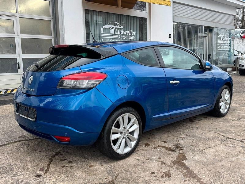 Gebraucht Renault Mégane Coupé 110 PS (80 kW) 2009 Blau Coupé