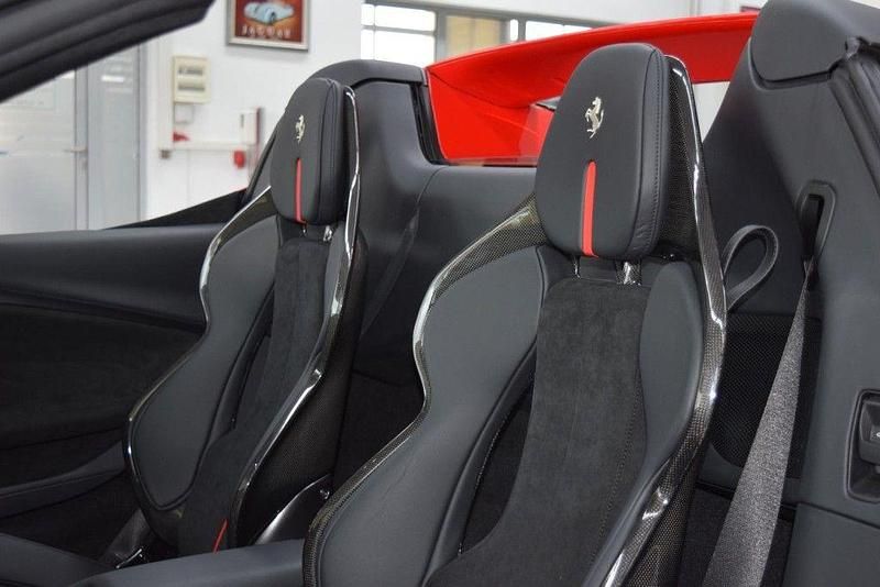 Neu Ferrari 296 829 PS (609 kW) 2025 Rosso corsa Cabrio