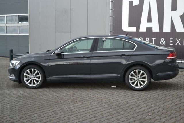 Gebraucht VW Passat Comfortline 150 PS (110 kW) 2015 Grau Limousine