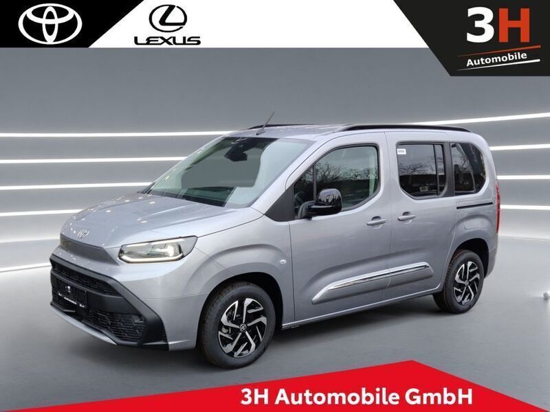 Silber Neu 2024 Toyota Proace Verso City Kombi | 35.990 € (Etwas zu teuer) - Bild 1/4