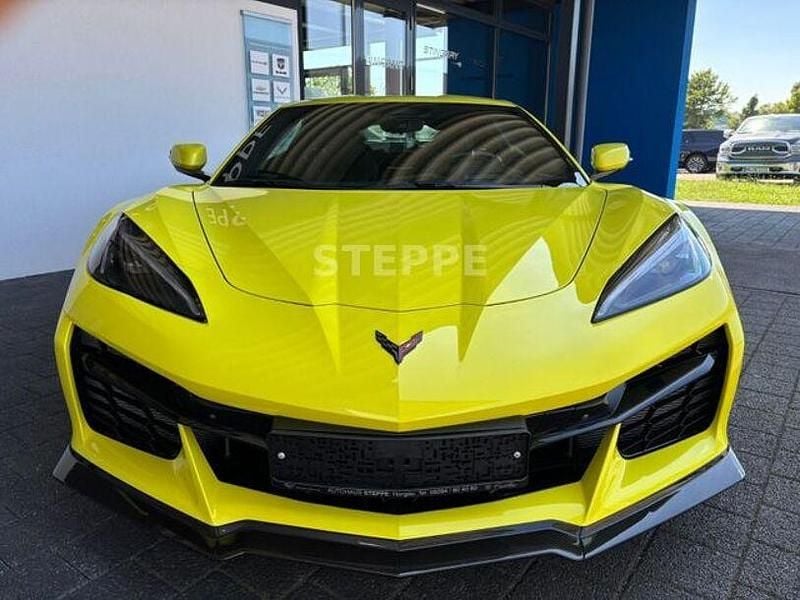 Neu Corvette Z06 646 PS (475 kW) 2025 Accelerate yellow Coupé