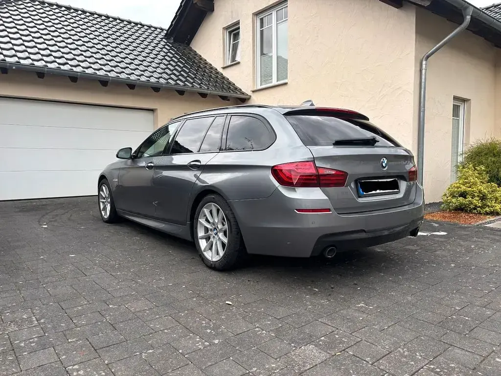 Gebraucht BMW 535 M Sport 313 PS (230 kW) 2013 Grau Kombi